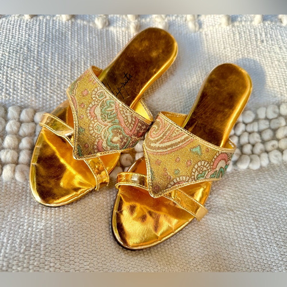 Vintage “Slippets” 1950s Gold Slip-On Shoes - sz 5.5